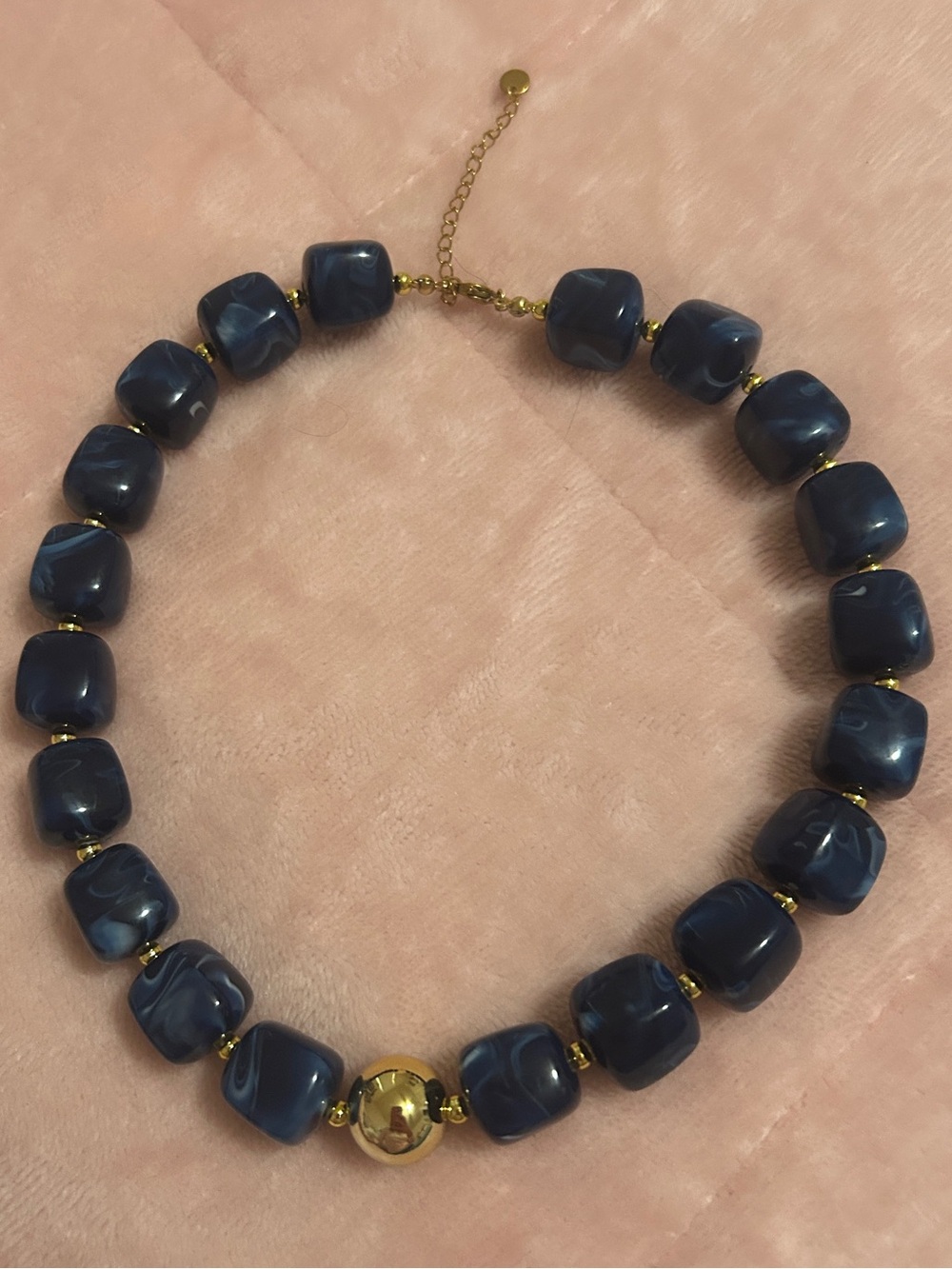Lot of Chunky Necklaces/bracelet - Picture 4 of 6